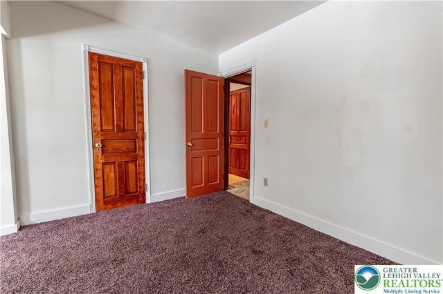 2020 Whitehall Avenue, South Whitehall Twp, PA 18104