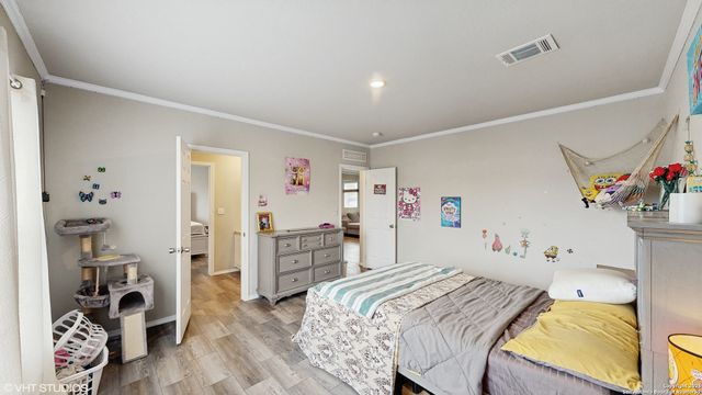 185 Waterfall Ln, Kyle, TX 78640