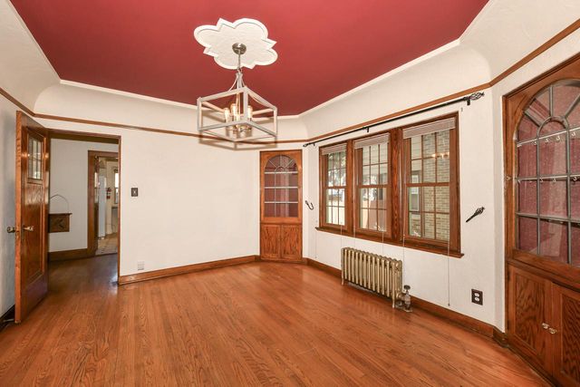 5618 Auer AVENUE, Milwaukee, WI 53216