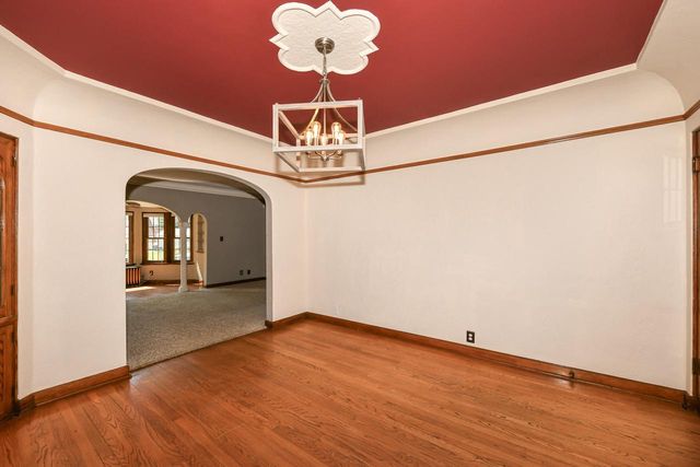 5618 Auer AVENUE, Milwaukee, WI 53216