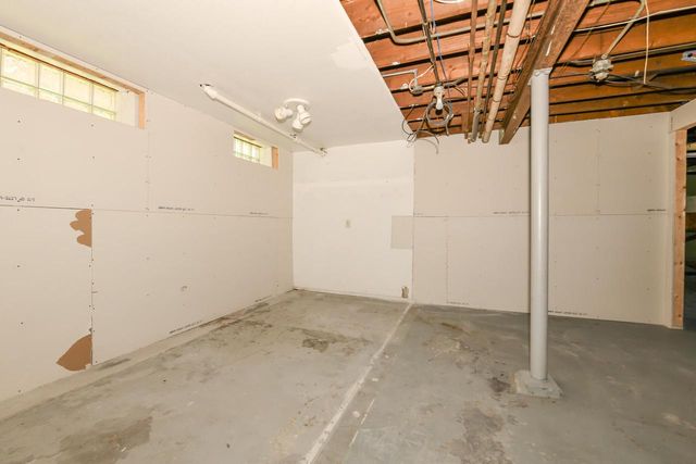 5618 Auer AVENUE, Milwaukee, WI 53216