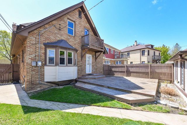 5618 Auer AVENUE, Milwaukee, WI 53216