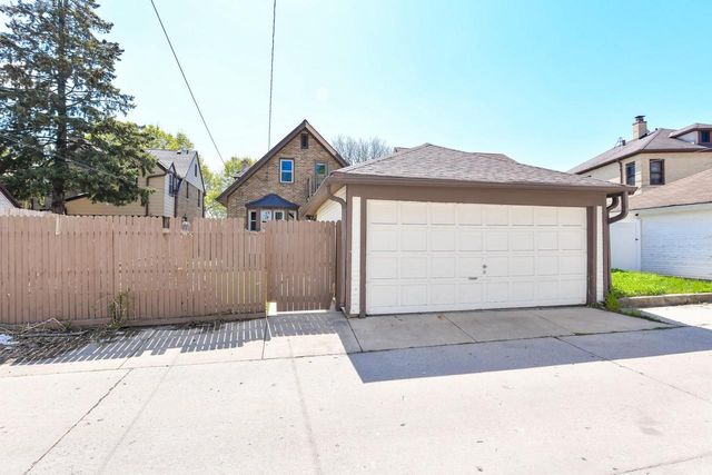 5618 Auer AVENUE, Milwaukee, WI 53216