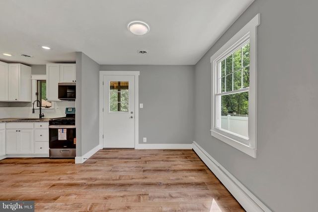 634 LONGVIEW, Catonsville, MD 21228