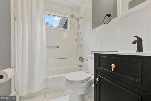 634 LONGVIEW, Catonsville, MD 21228