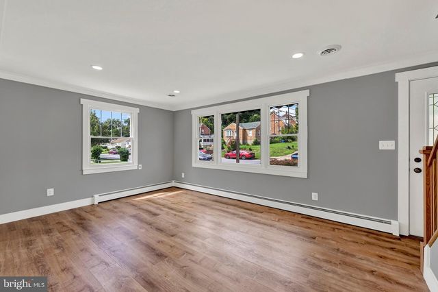 634 LONGVIEW, Catonsville, MD 21228