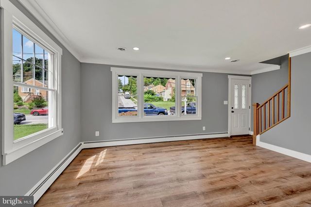 634 LONGVIEW, Catonsville, MD 21228