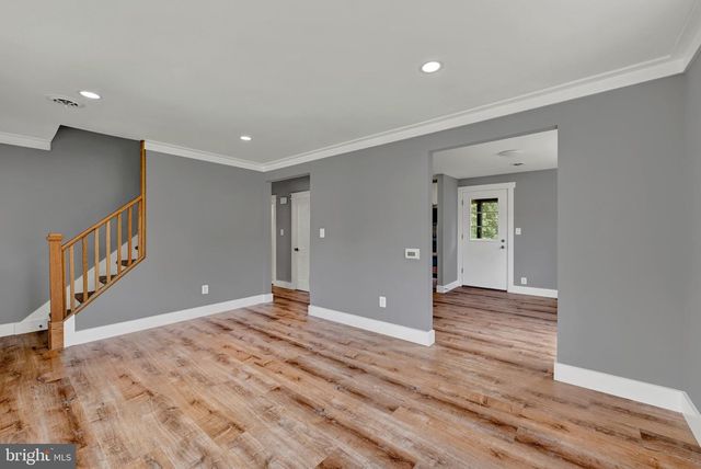 634 LONGVIEW, Catonsville, MD 21228