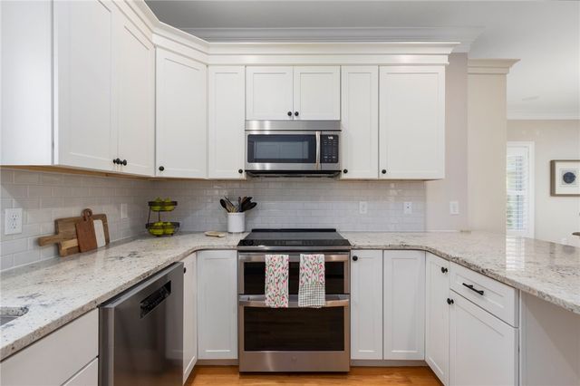 161 Seawynds Drive, North Kingstown, RI 02852