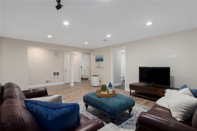 161 Seawynds Drive, North Kingstown, RI 02852