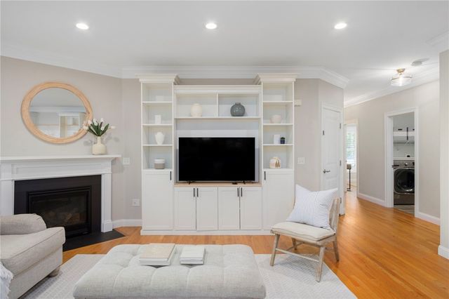 161 Seawynds Drive, North Kingstown, RI 02852