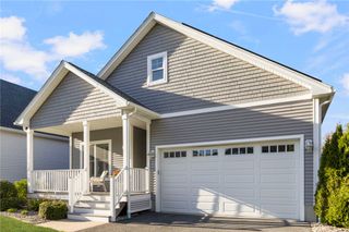161 Seawynds Drive, North Kingstown, RI 02852