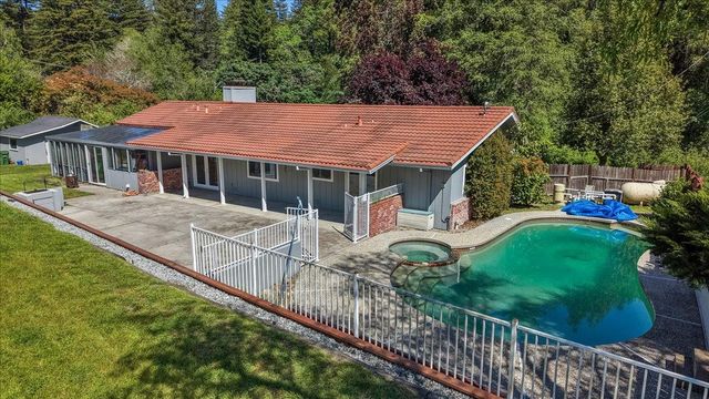 5599 Branciforte Drive, Santa Cruz, CA 95065