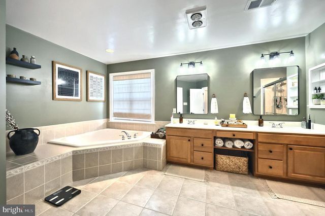 7653 PLAYER BLVD, Seven Valleys, PA 17360