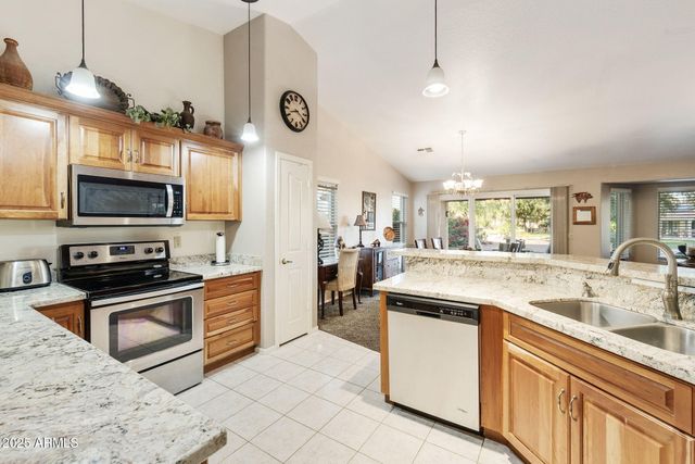 24714 S ONTARIO Drive, Sun Lakes, AZ 85248