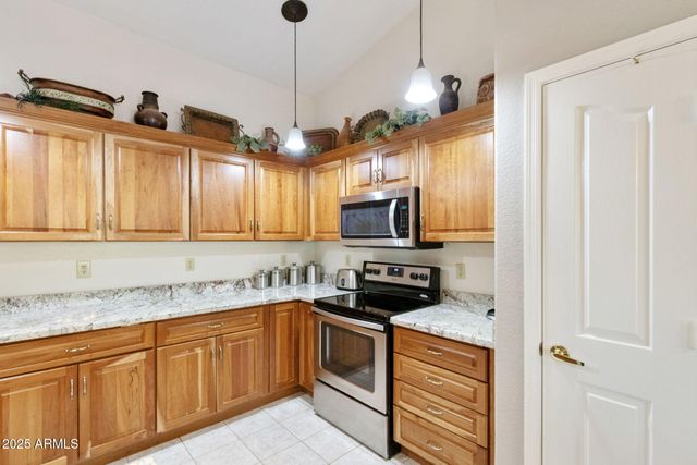 24714 S ONTARIO Drive, Sun Lakes, AZ 85248