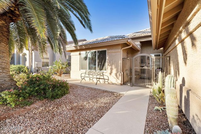24714 S ONTARIO Drive, Sun Lakes, AZ 85248