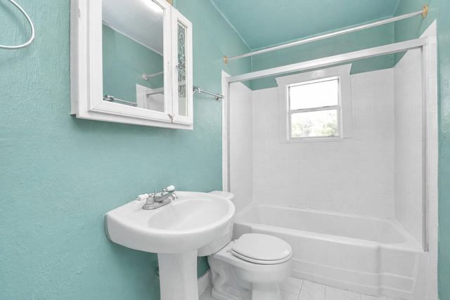 1433 Scharpe Street, Houston, TX 77023