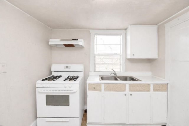 1433 Scharpe Street, Houston, TX 77023