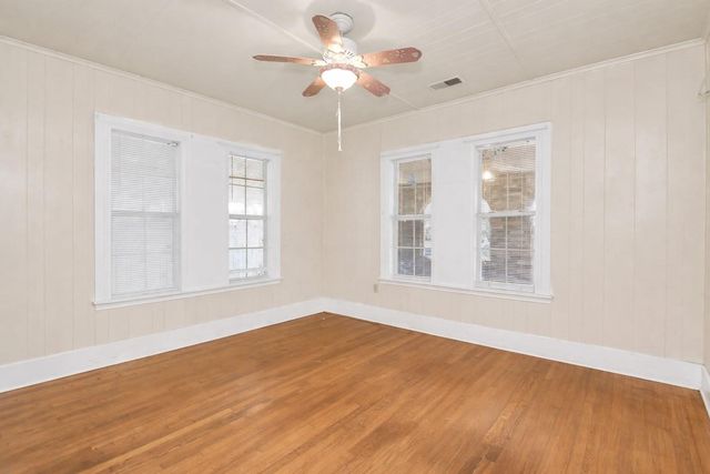 1433 Scharpe Street, Houston, TX 77023