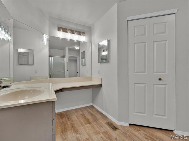 16005 Rose Wreath Lane, Florissant, MO 63034