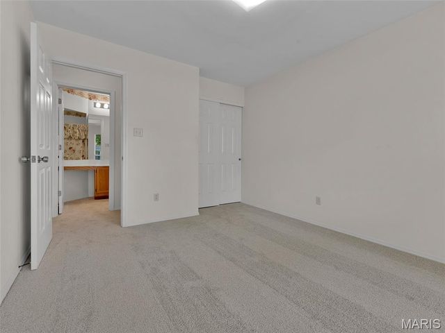16005 Rose Wreath Lane, Florissant, MO 63034