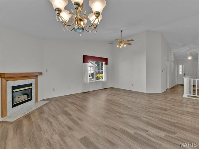 16005 Rose Wreath Lane, Florissant, MO 63034