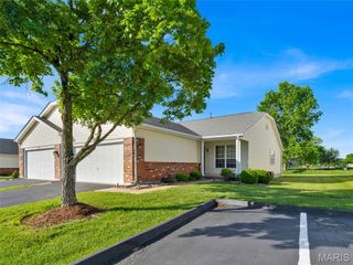 16005 Rose Wreath Lane, Florissant, MO 63034