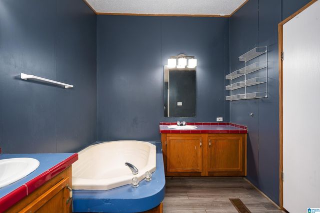 470 STRONG ROAD, Talladega, AL 35160