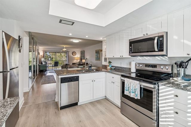 104 E CYPRESS COURT 104, Oldsmar, FL 34677