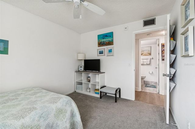 104 E CYPRESS COURT 104, Oldsmar, FL 34677