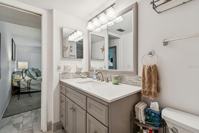 104 E CYPRESS COURT 104, Oldsmar, FL 34677