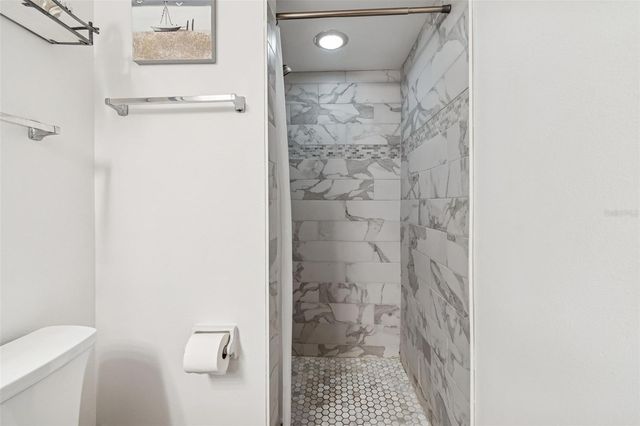 104 E CYPRESS COURT 104, Oldsmar, FL 34677