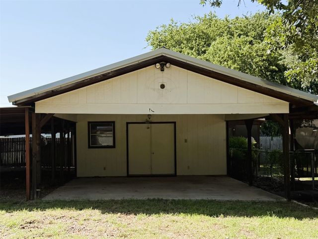 310 Taurus Road, Granbury, TX 76049