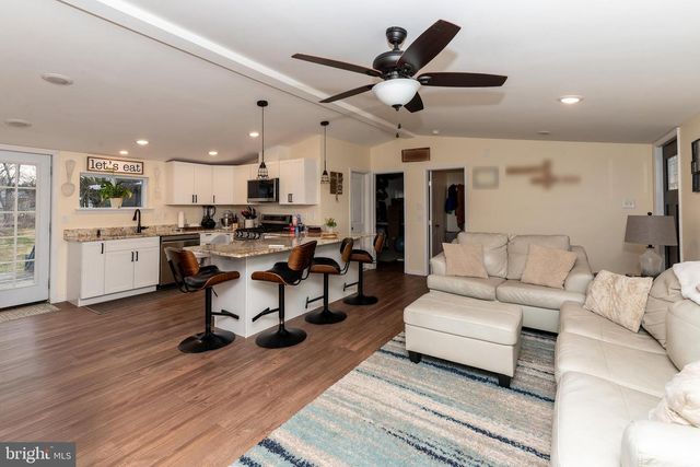 997 WILLIAMSTOWN RD, Franklinville, NJ 08322