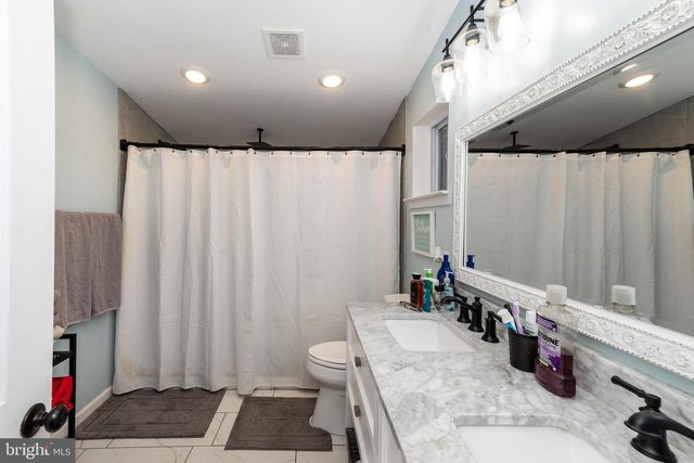 997 WILLIAMSTOWN RD, Franklinville, NJ 08322