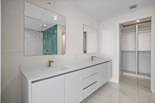 700 NE 24th St 602, Miami, FL 33137