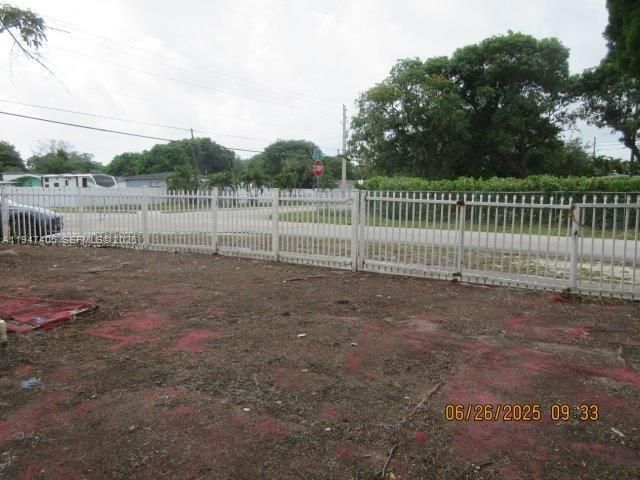 8400 NW 21st Ave, Miami, FL 33147