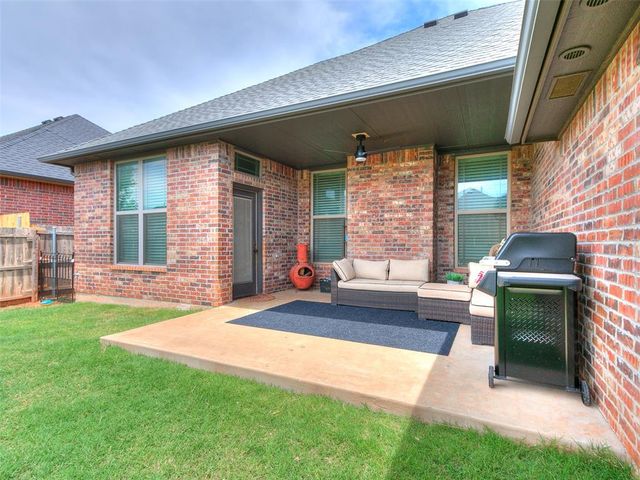 12108 SW 17th Street, Yukon, OK 73099