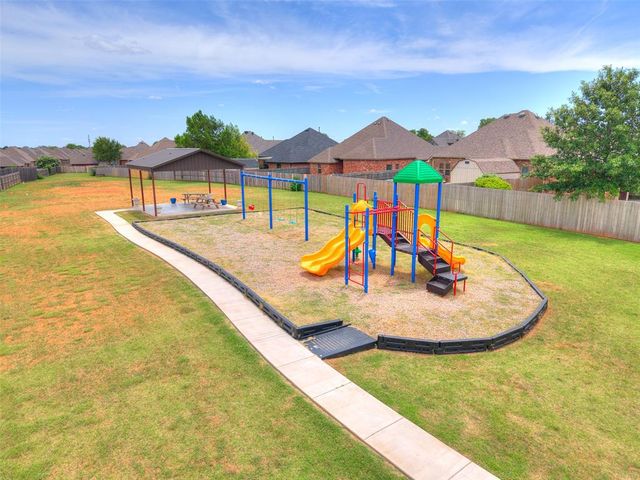 12108 SW 17th Street, Yukon, OK 73099