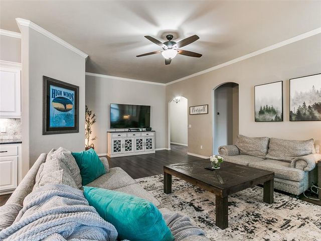 12108 SW 17th Street, Yukon, OK 73099