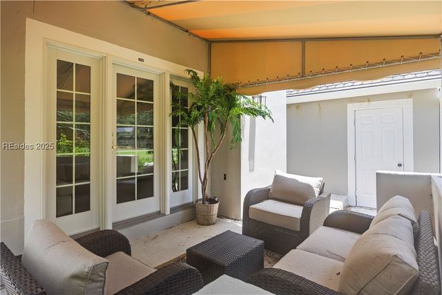70 Shipyard Dr Apt 148, Hilton Head Island, SC 29928