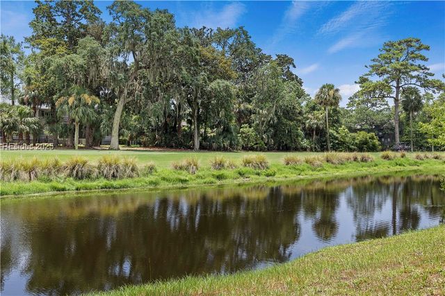 70 Shipyard Dr Apt 148, Hilton Head Island, SC 29928