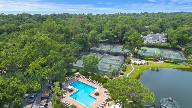 70 Shipyard Dr Apt 148, Hilton Head Island, SC 29928