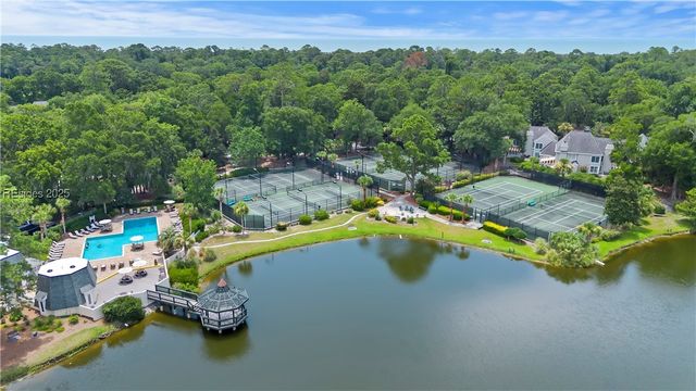 70 Shipyard Dr Apt 148, Hilton Head Island, SC 29928