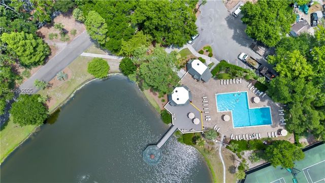 70 Shipyard Dr Apt 148, Hilton Head Island, SC 29928