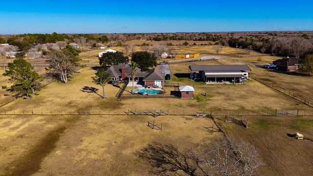 5250 Lauren Road, Alvin, TX 77511