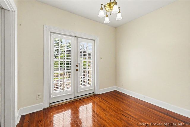 607 E Main Street, New Albany, IN 47150