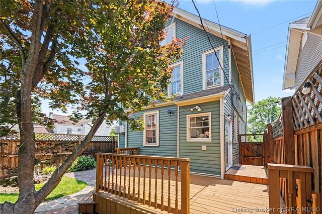 607 E Main Street, New Albany, IN 47150