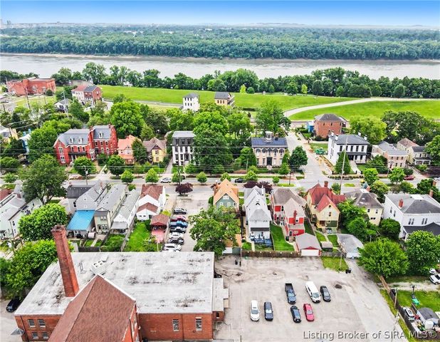 607 E Main Street, New Albany, IN 47150
